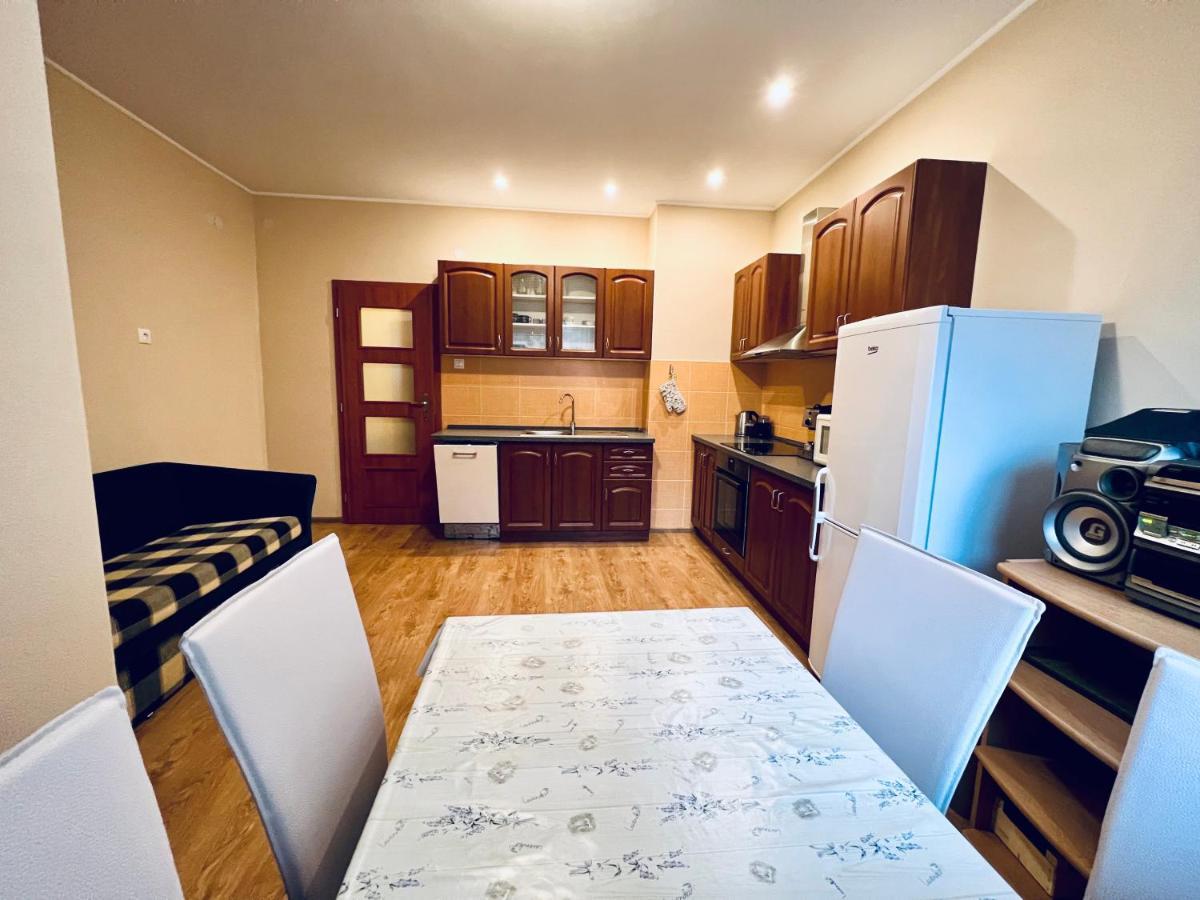 Apartman Pod Fontanou เครมนิตซา ภายนอก รูปภาพ